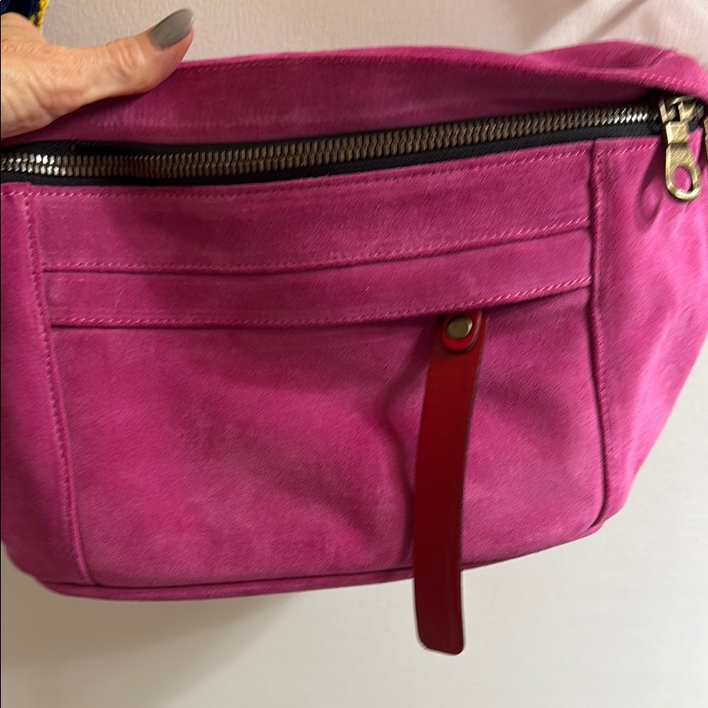 Parker Thatch sling bag Pink Suede